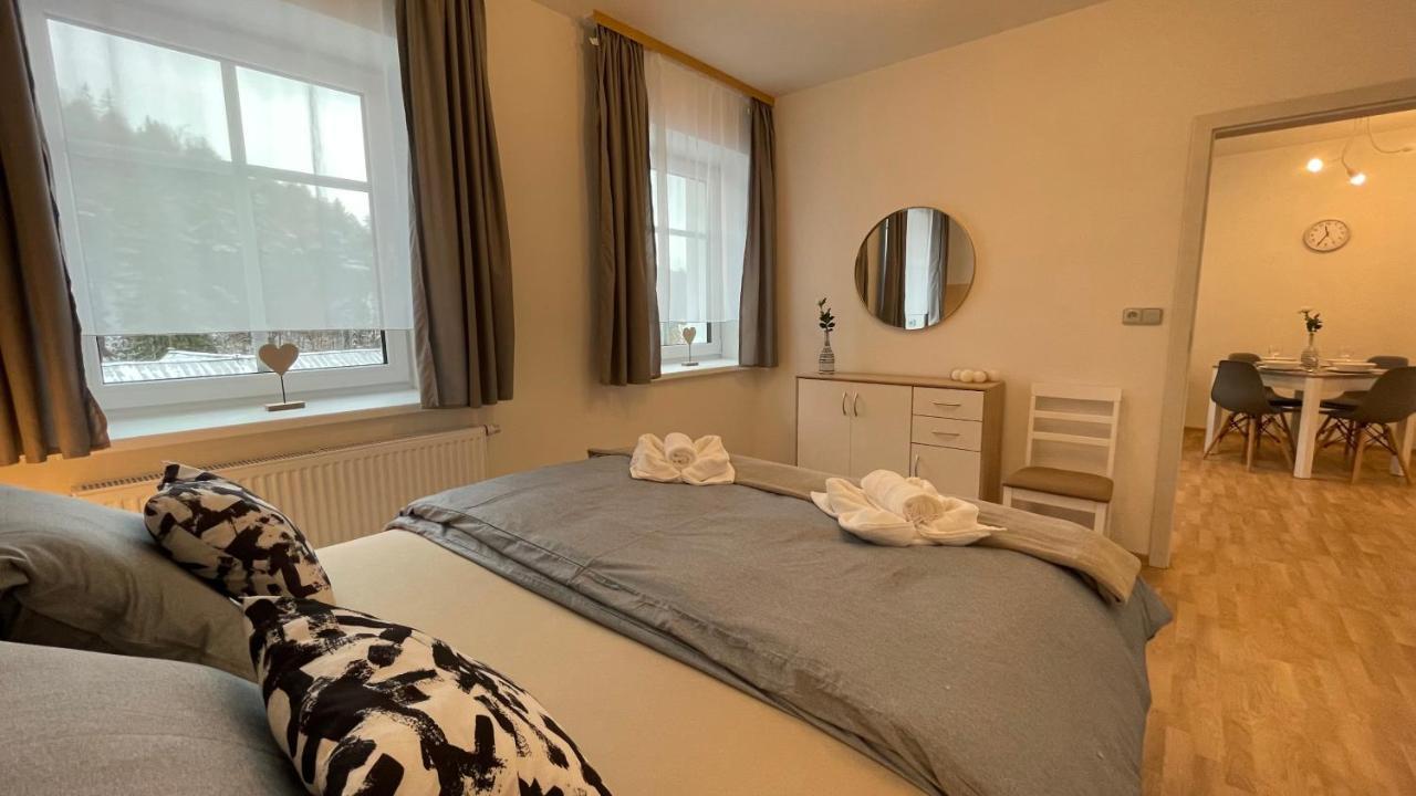 Apartmany Herc 야히모프 외부 사진