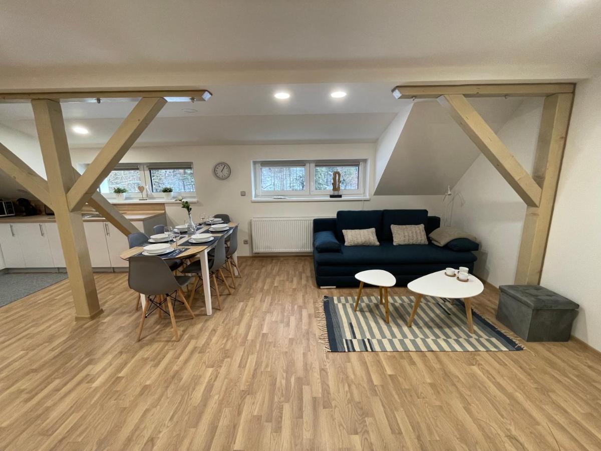 Apartmany Herc 야히모프 외부 사진
